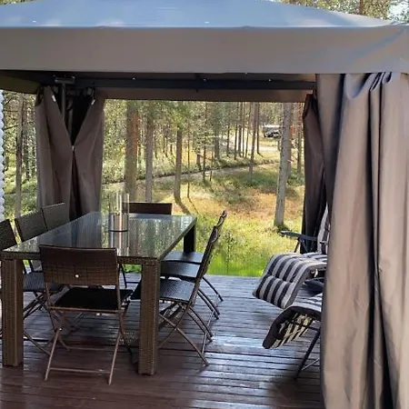 Dom wakacyjny White House Levi