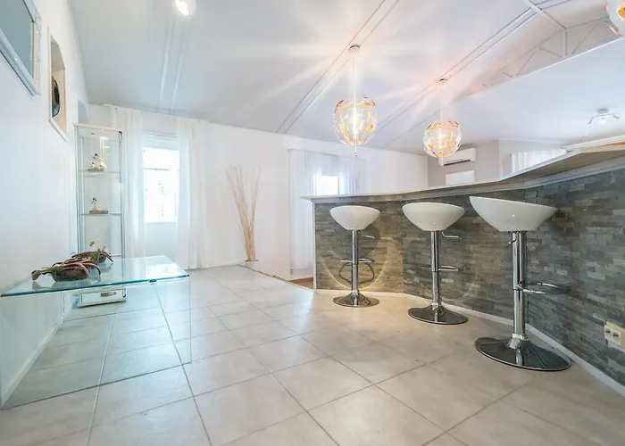 White House Loma-asunnot Levi